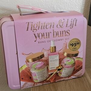 TRULY Buns of Glowry Set